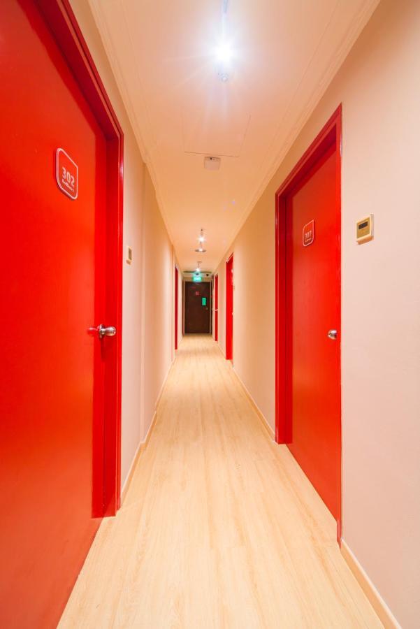 Reddoorz At Geylang Hotel Singapore Exterior foto