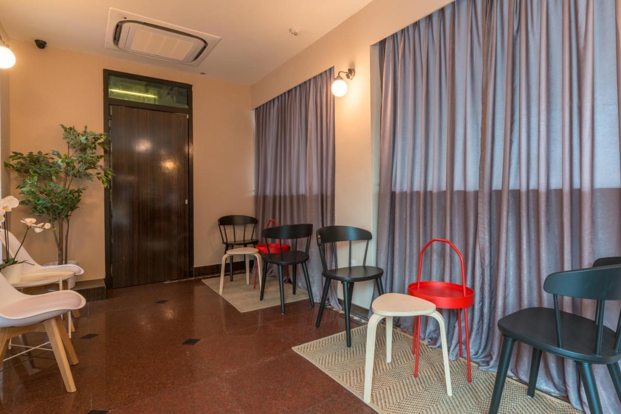 Reddoorz At Geylang Hotel Singapore Exterior foto
